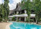 Travellers beach hotel