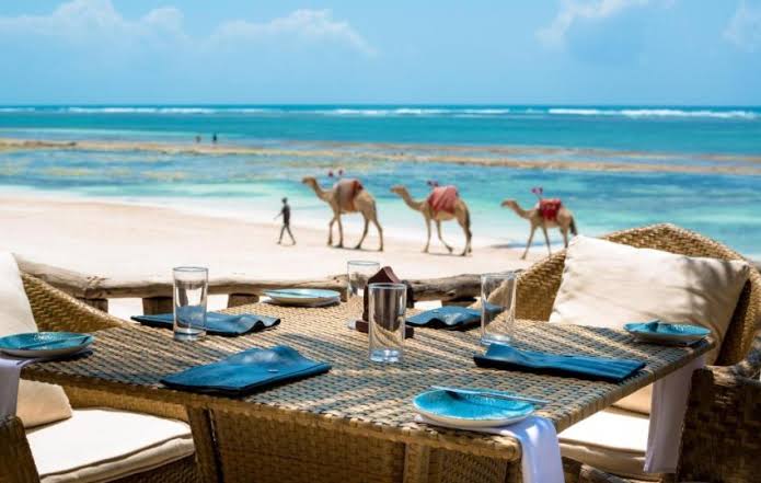 SWAHILI BEACH